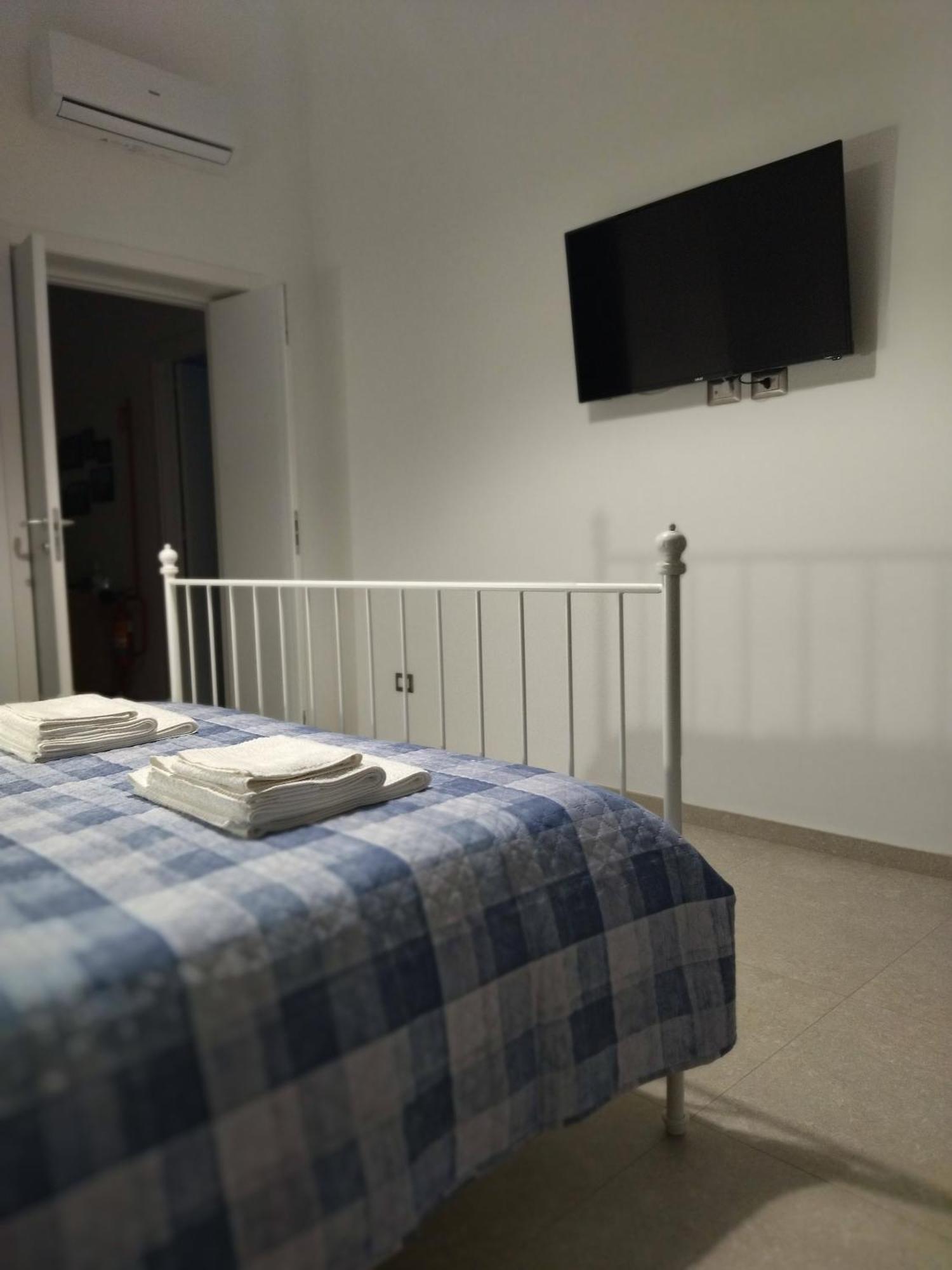 Putignani 210 Apartment Bari Exterior photo